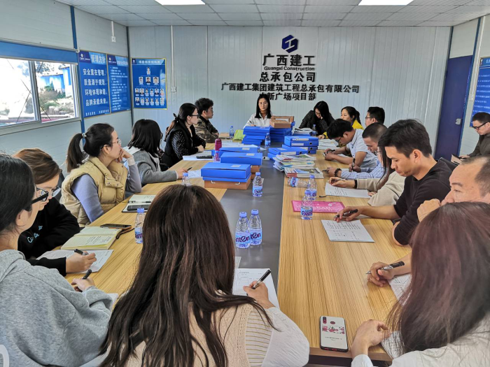 2.1中新廣場項目檢查現(xiàn)場。楊德輝 攝700.png