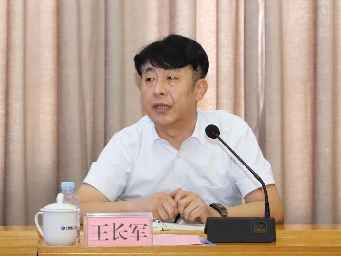 2王長軍講話。李立云 攝.jpg